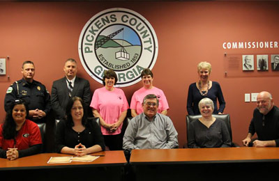 Pickens Goes Green for SAA, Youth Art, and the Animal Shelter of Pickens County